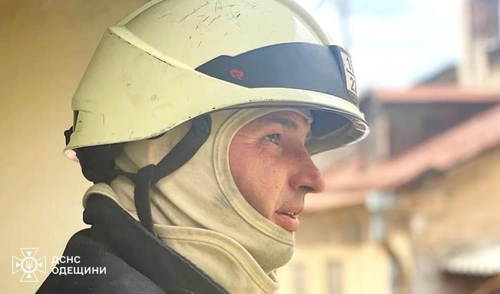 У лікарні помер рятувальник, який постраждав під час гасіння пожежі в центрі Одеси