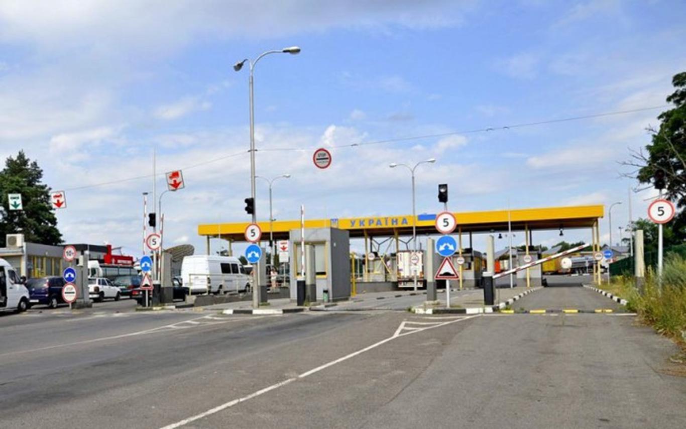 Поляки попередили про тривалі труднощі через ремонт КПП «Дорогуськ»