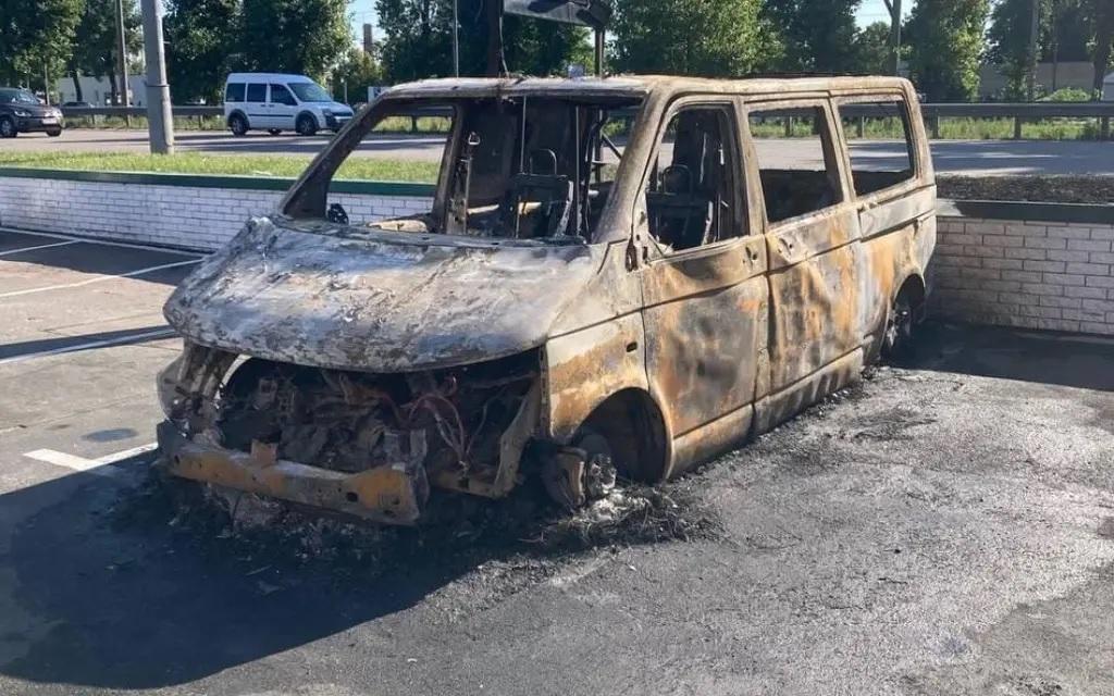 Підпали військових автомобілів проводили у дні важливих міжнародних подій — журналістка 