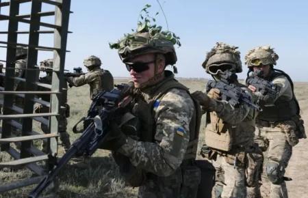 Ukrainian paratroopers break through another section on the border with Kursk region