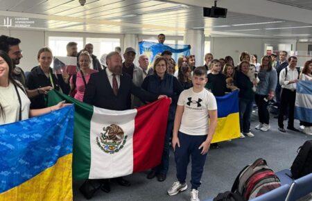 ГУР та МЗС евакуювали з Лівану 68 українців та іноземців (ФОТО)