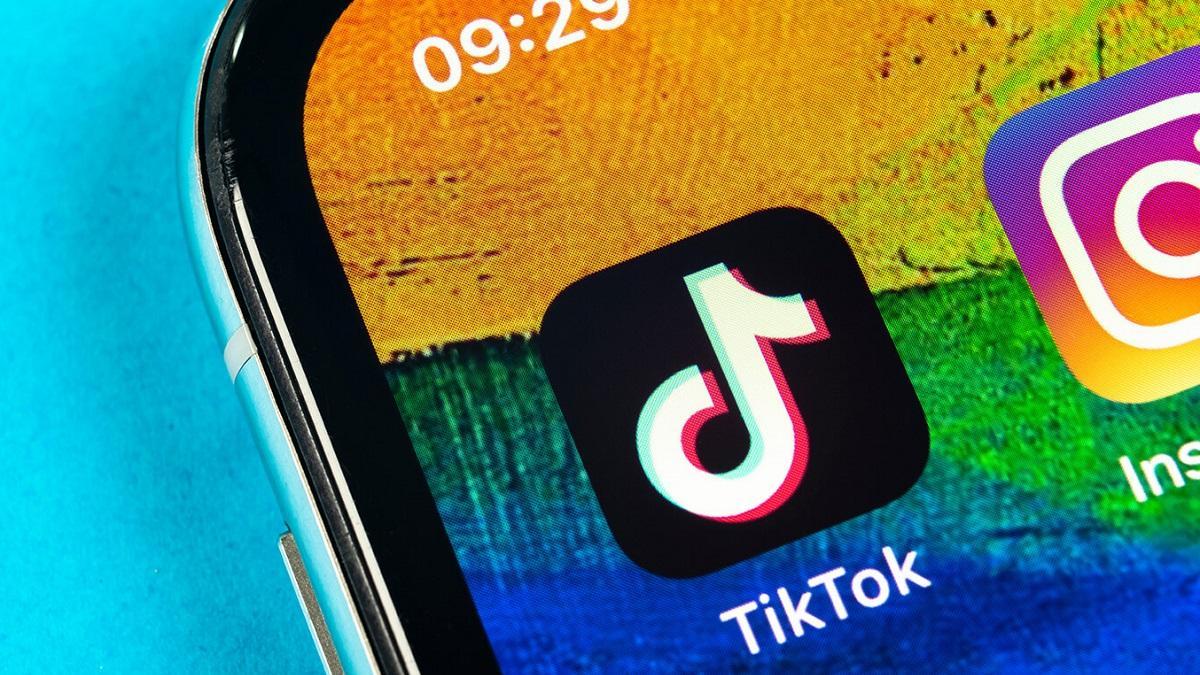 У TikTok підліткам заблокують доступ до фільтрів краси через загрозу психічному здоров’ю