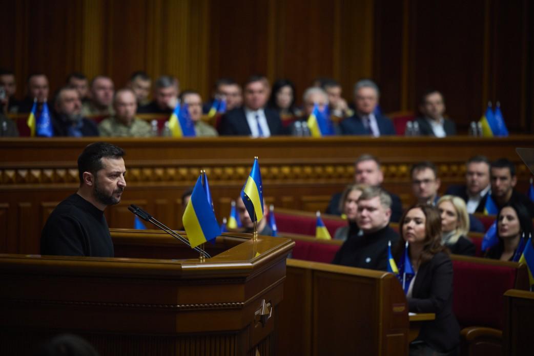 Однією з задач представлення Плану стійкості було заспокоєння суспільства — політолог