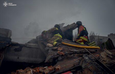 Дві людини загинули від удару по Сумах із РСЗВ (ФОТО, ВІДЕО)