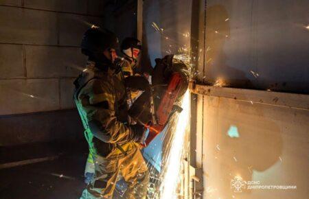 У Кривому Розі з-під завалів дістали тіло ще однієї людини