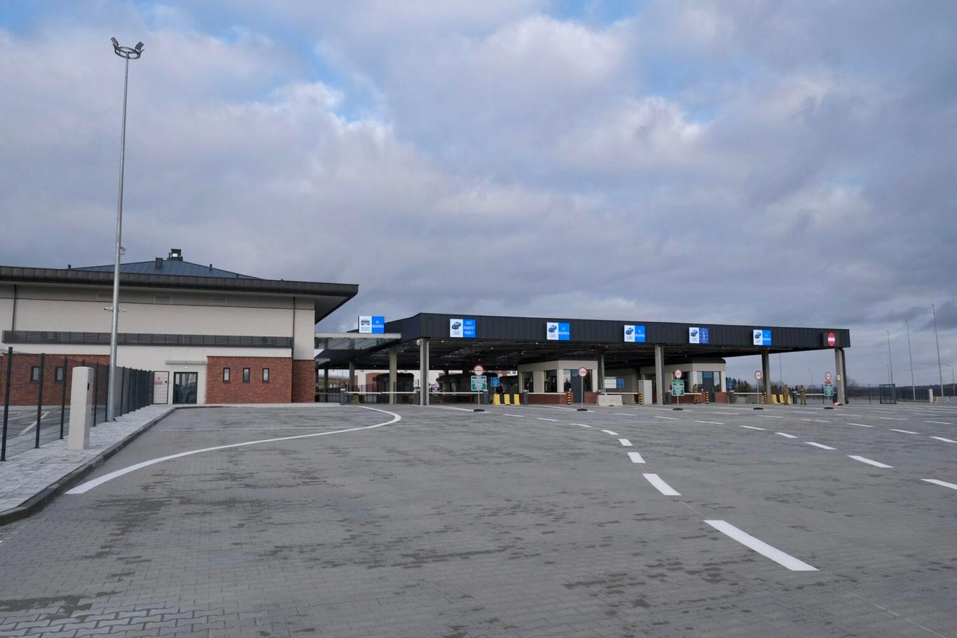 Україна здатна відкривати 2–3 пункти пропуску з Польщею на рік — фахівець із питань транспорту