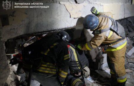 З-під завалів дістали тіло одинадцятої жертви удару росіян по Запоріжжю