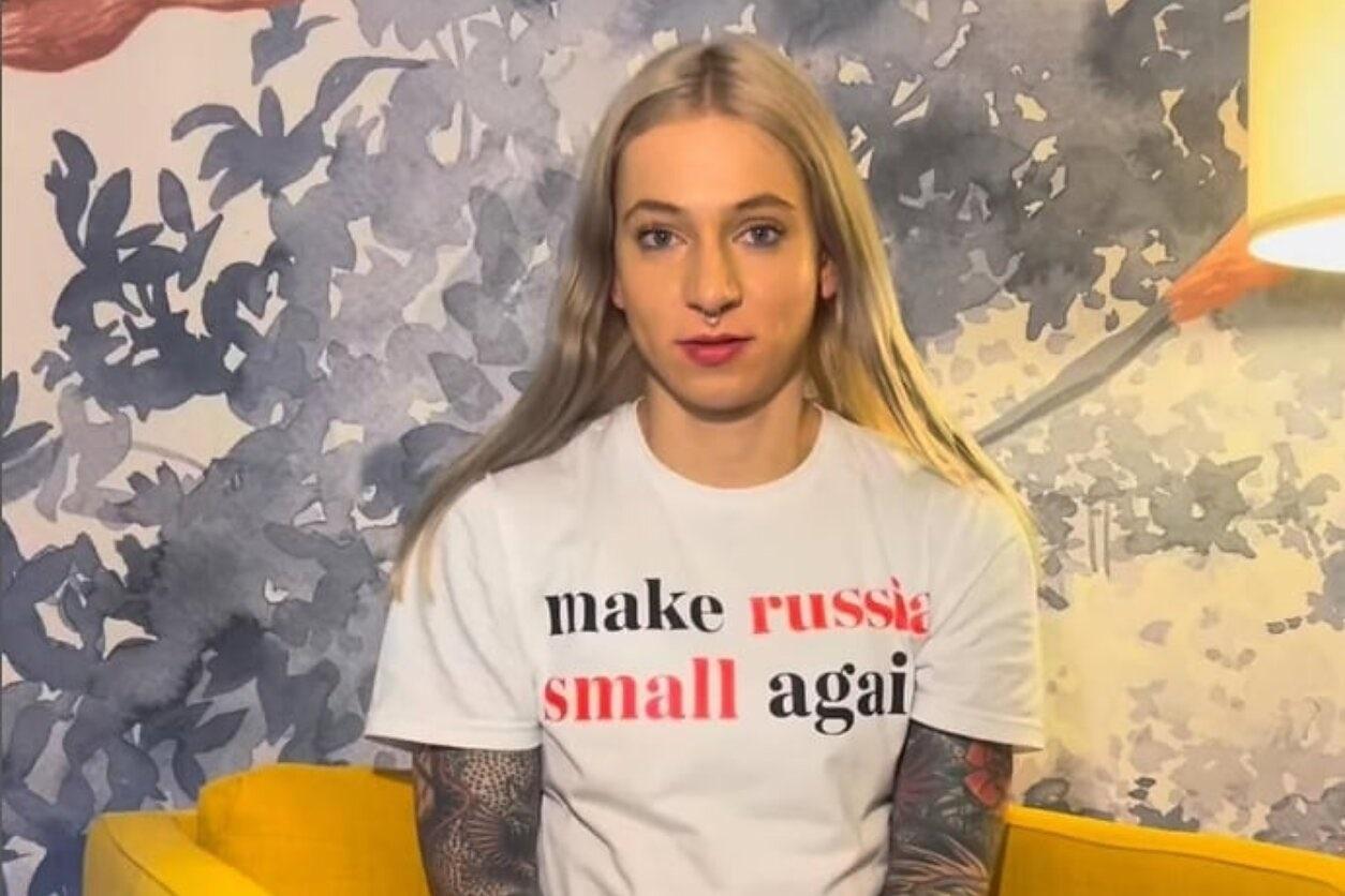 Через футболку з написом «Make russia small again» литовську спортсменку зняли з участі в чемпіонаті світу