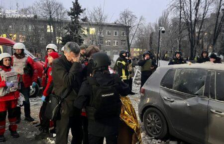 Помер 74-річний чоловік, який отримав поранення через удар по Запоріжжю