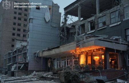 Кількість загиблих від удару росіян по Запоріжжю зросла до семи (ОНОВЛЕНО)