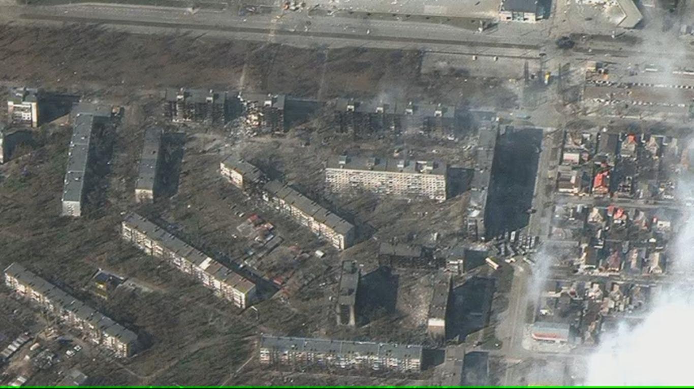 В окупованому Маріуполі люди мітингують через проблеми з житлом