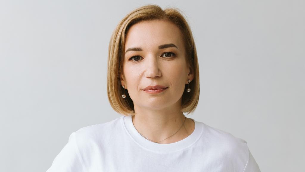 Переконана, що багато де в Європі відкорковували ігристе за перемогу здорового глузду — Айвазовська про вибори в Угорщині