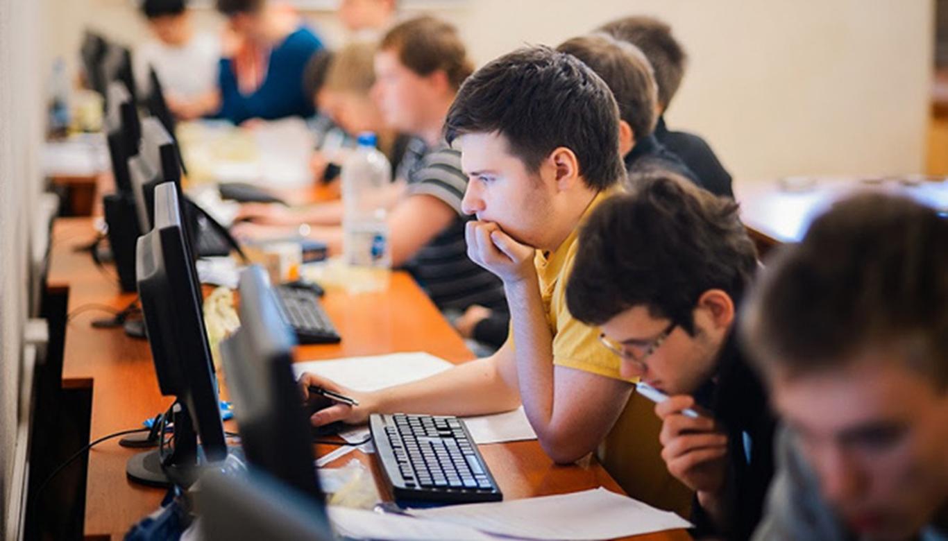 В українських університетах запровадили «зимовий вступ»: що це, як працює й у кого є пільги