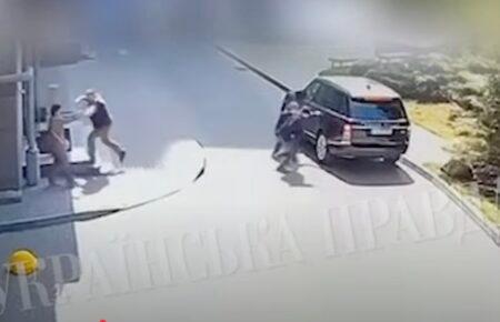 Нападниці на Сергія Стерненка повідомили про підозру за фактами держзради та замаху на вбивство