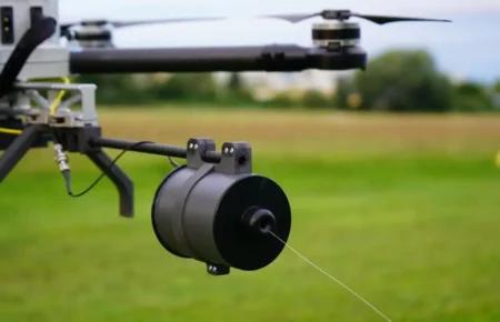 Дрони на оптоволокні окупанти застосовують для контролю логістичних шляхів — військовий