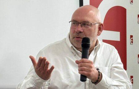 «Я замислююся, чому на українському боці в цій війні воює так мало росіян?» — польський журналіст Павел Решка