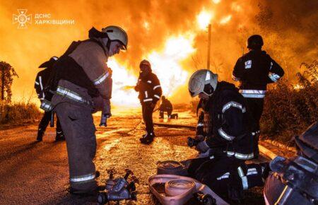 Рятувальники ліквідували пожежу, спричинену ворожими ударами БпЛА на Харківщині