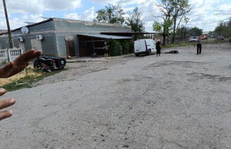 Росіяни завдали ракетного удару по Кам’янському району на Дніпропетровщині: є загиблі та поранені (ФОТО)