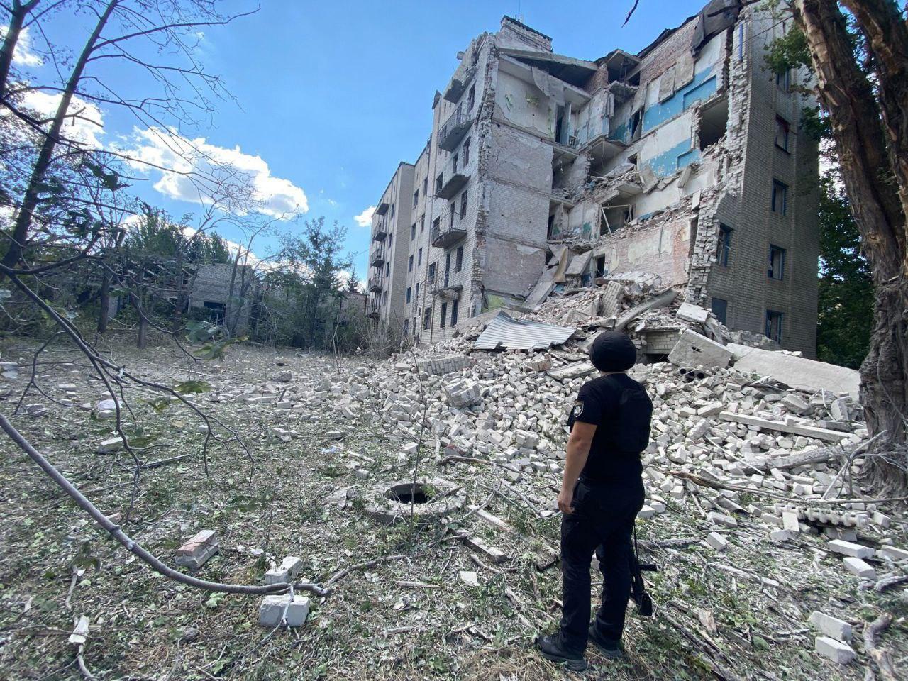 Росіяни масовано обстріляли Костянтинівку, двоє загиблих