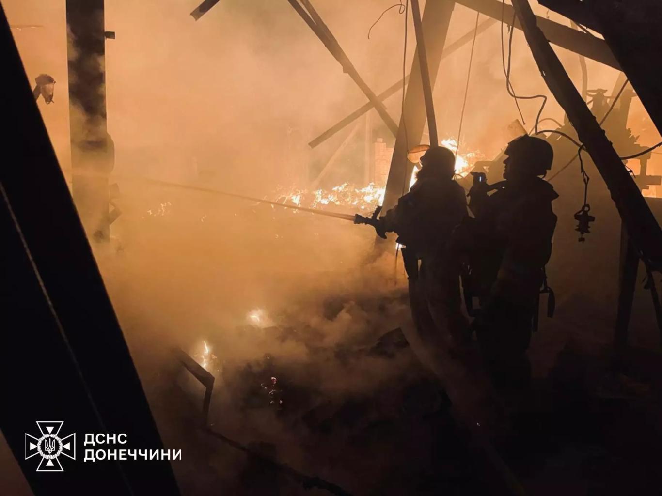 За добу росіяни завдали 33 удари по населених пунктах Донеччини: є постраждалі