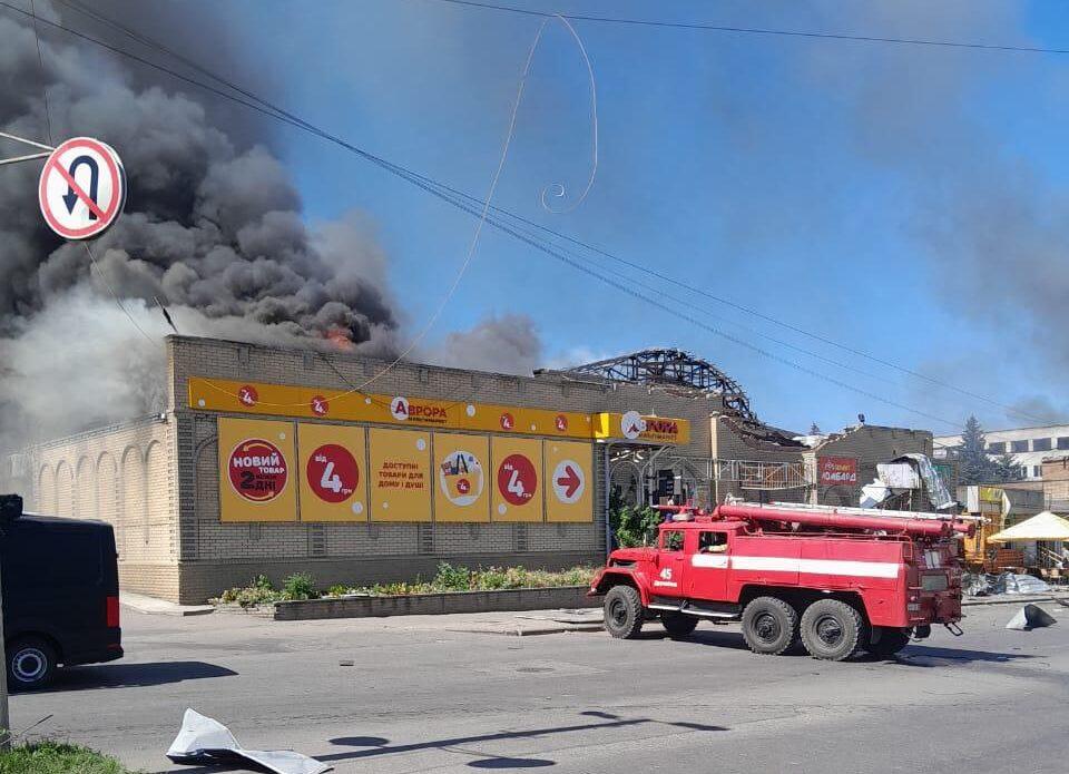 Росіяни обстріляли Дружківку, постраждав ринок (ФОТО)