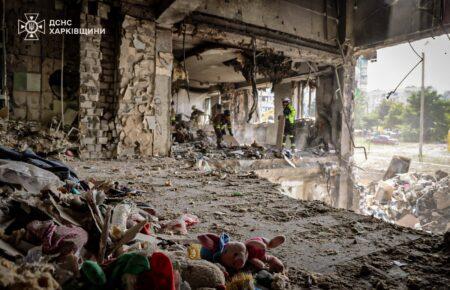 «Усі влучання саме по житловому будинку, де перебували його мешканці» — речник ГУ ДСНС Харківщини