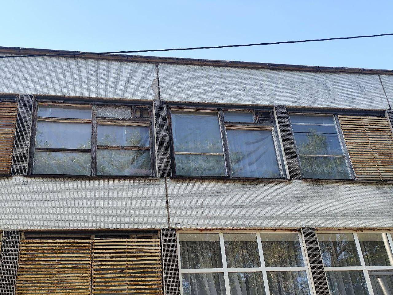 У Луганську школи розвалюються на очах — «Жовта стрічка»