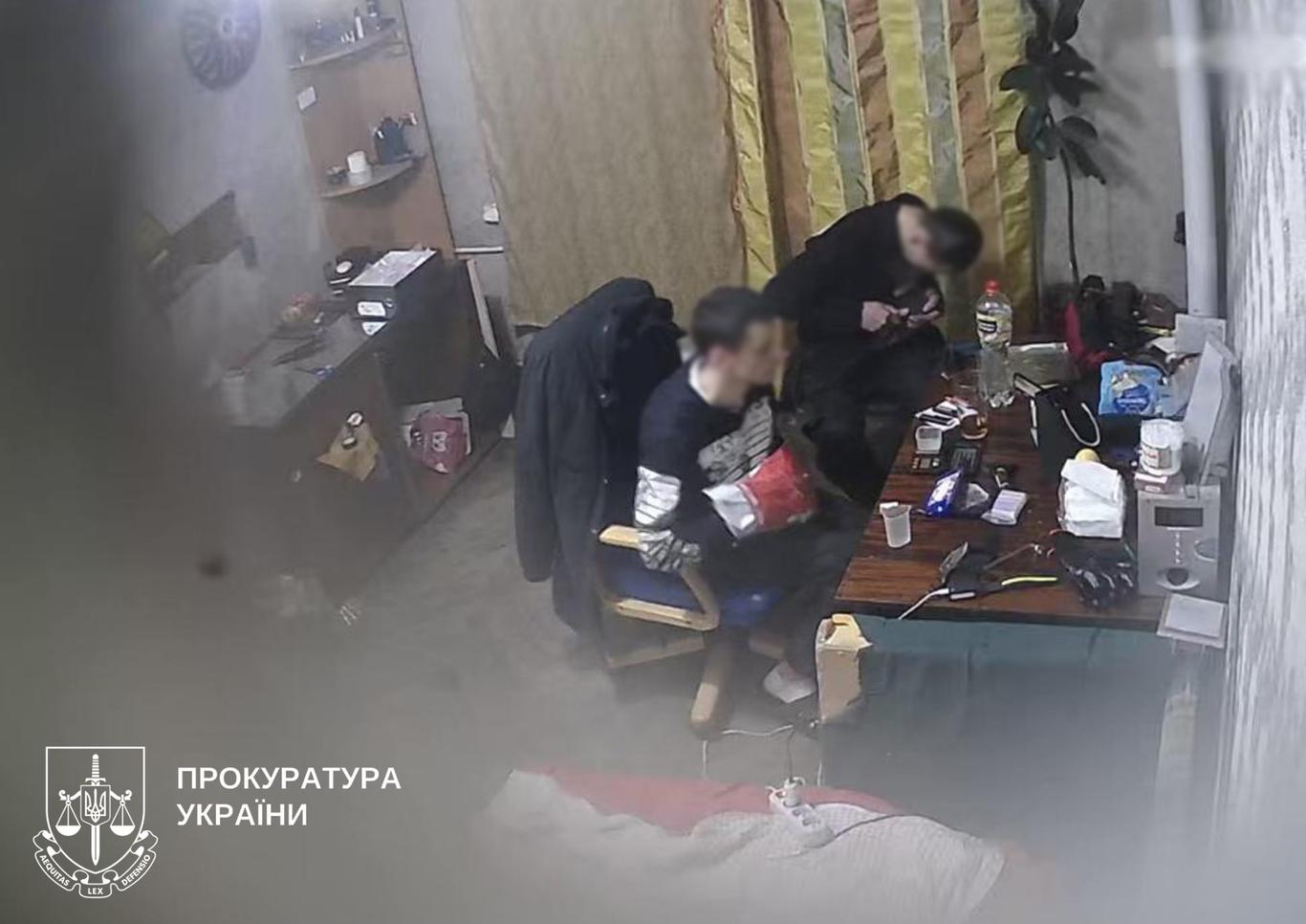 У Києві викрили групу наркоторговців, які налагодили збут наркотиків та психотропів поштою (ФОТО)