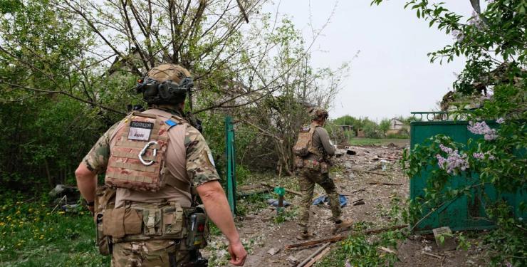 Ворог полює і за цивільними автівками, і за евакуаційними екіпажами, — речник поліції