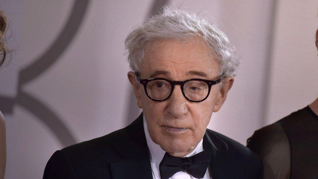 «Культура не може бути прикриттям для злочинів»: Молодий і Чернівецький театри скасовують вистави за творами Вуді Аллена