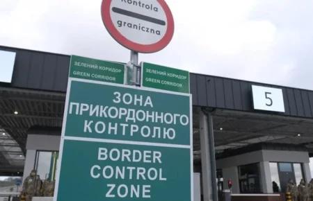 «Великого напливу цієї категорії громадян ми не фіксуємо»: речник ДПСУ про виїзд за кордон чоловіків віком 18-22 років