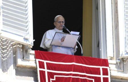 Папа Римський згадав у недільній молитві Україну і закликав до «негайного припинення вогню»