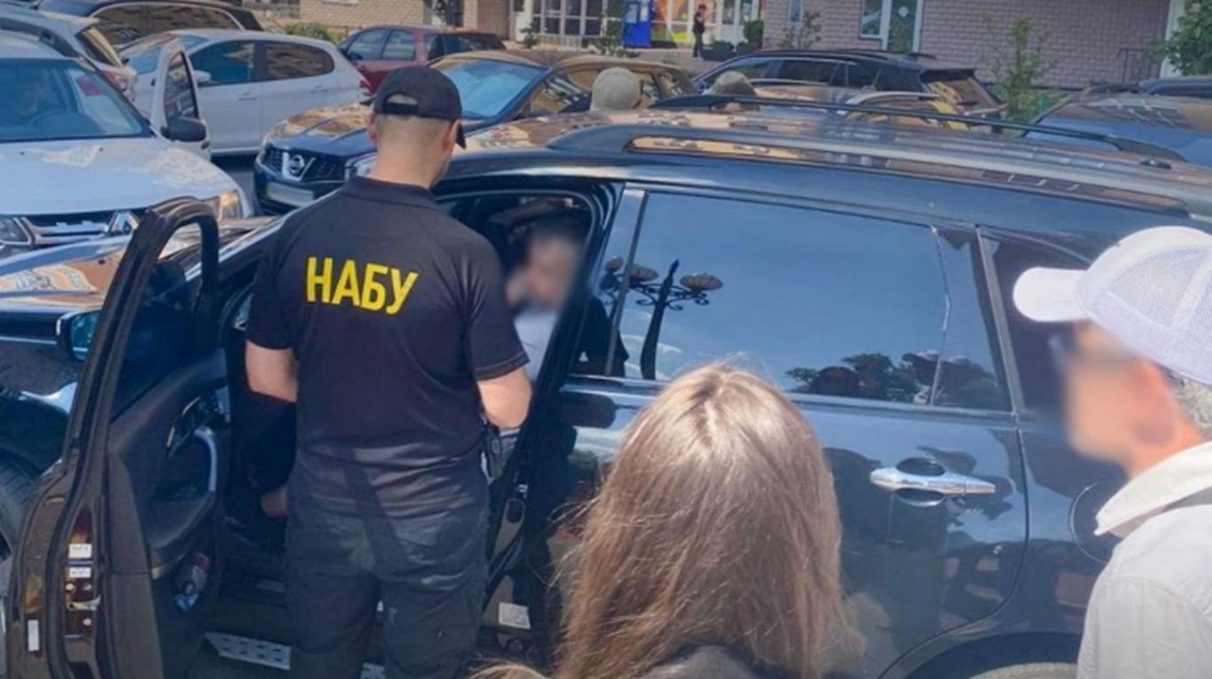 НАБУ викрило корупцію на закупівлі дронів і РЕБ: до схеми причетний народний депутат від «Слуги народу»