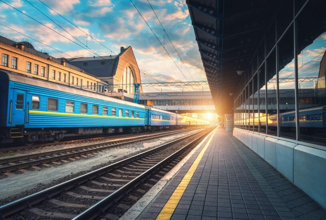 «Укрзалізниця» запускає ще два потяги з Києва до Івано-Франківська і назад