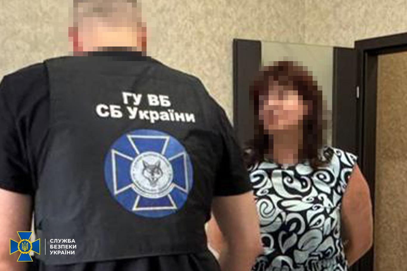 Коригувала ворожі удари по Одесі та збирала інформацію про українських військових — СБУ затримала ворожу агентку