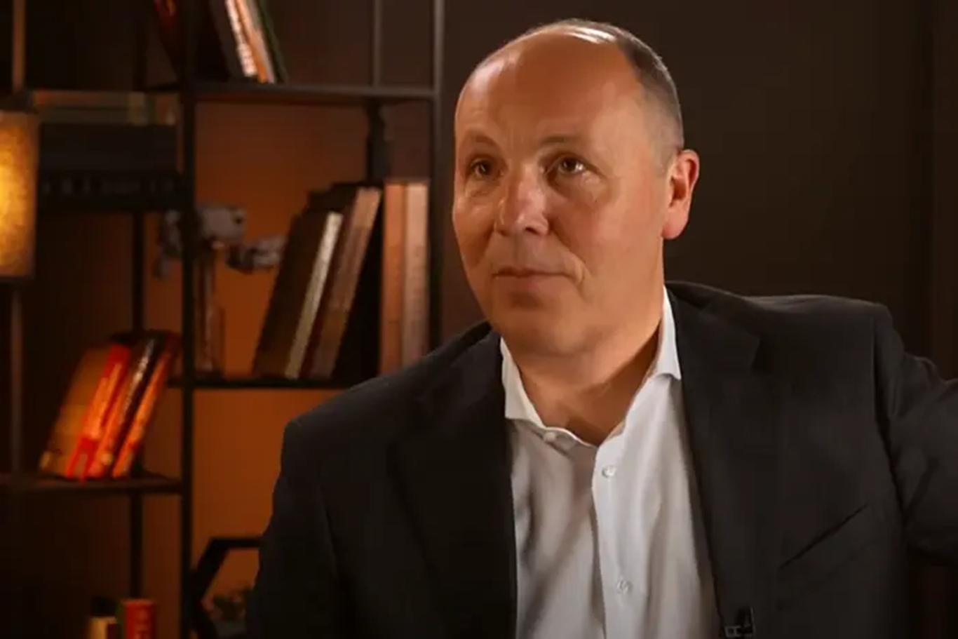 Верховна Рада закликала Зеленського надати Андрію Парубію посмертно звання «Герой України»