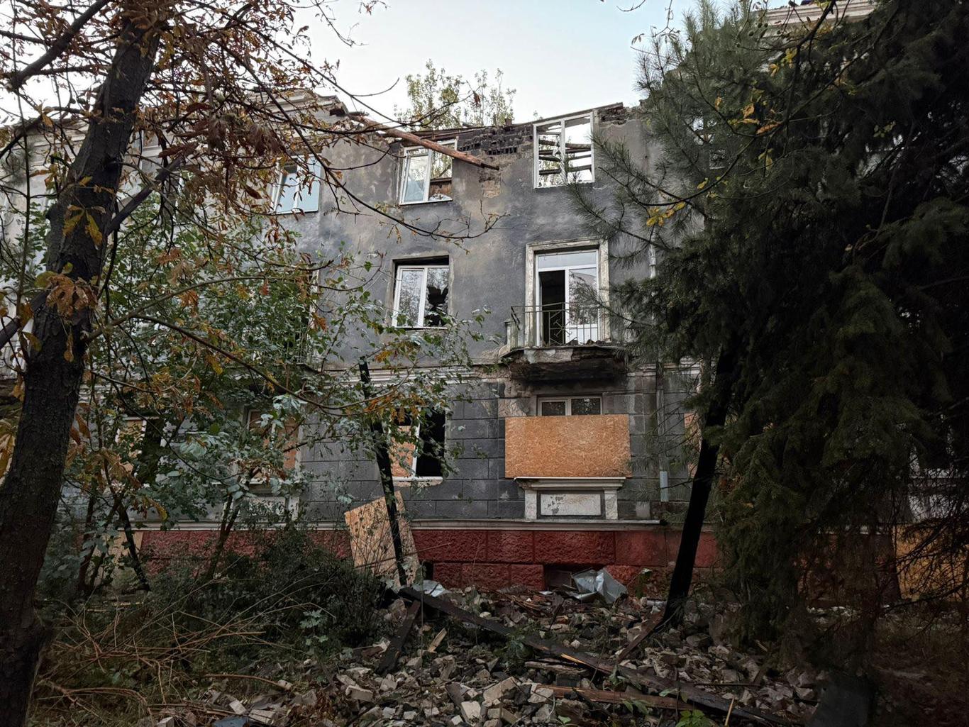 Росіяни вдарили по готелю у Краматорську