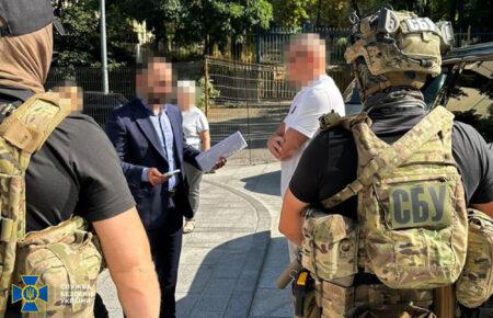 «Створив «конвертцентр» з тіньовим обігом у 1,5 млрд гривень»: СБУ затримала у Києві колишнього топподатківця