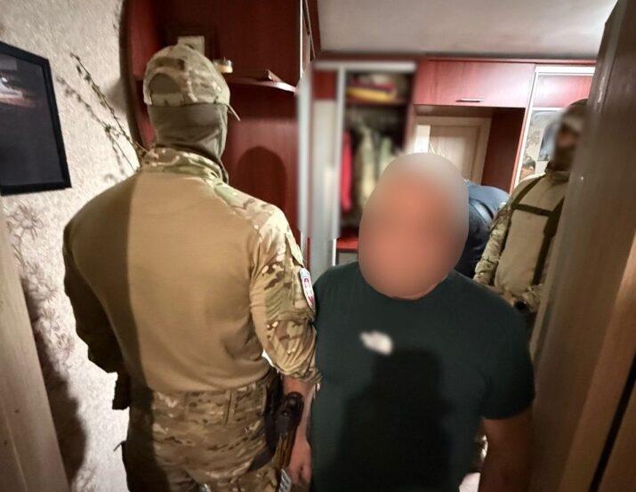 Чоловік замінував сміттєвий бак, щоб убити своїх сусідів на Київщині