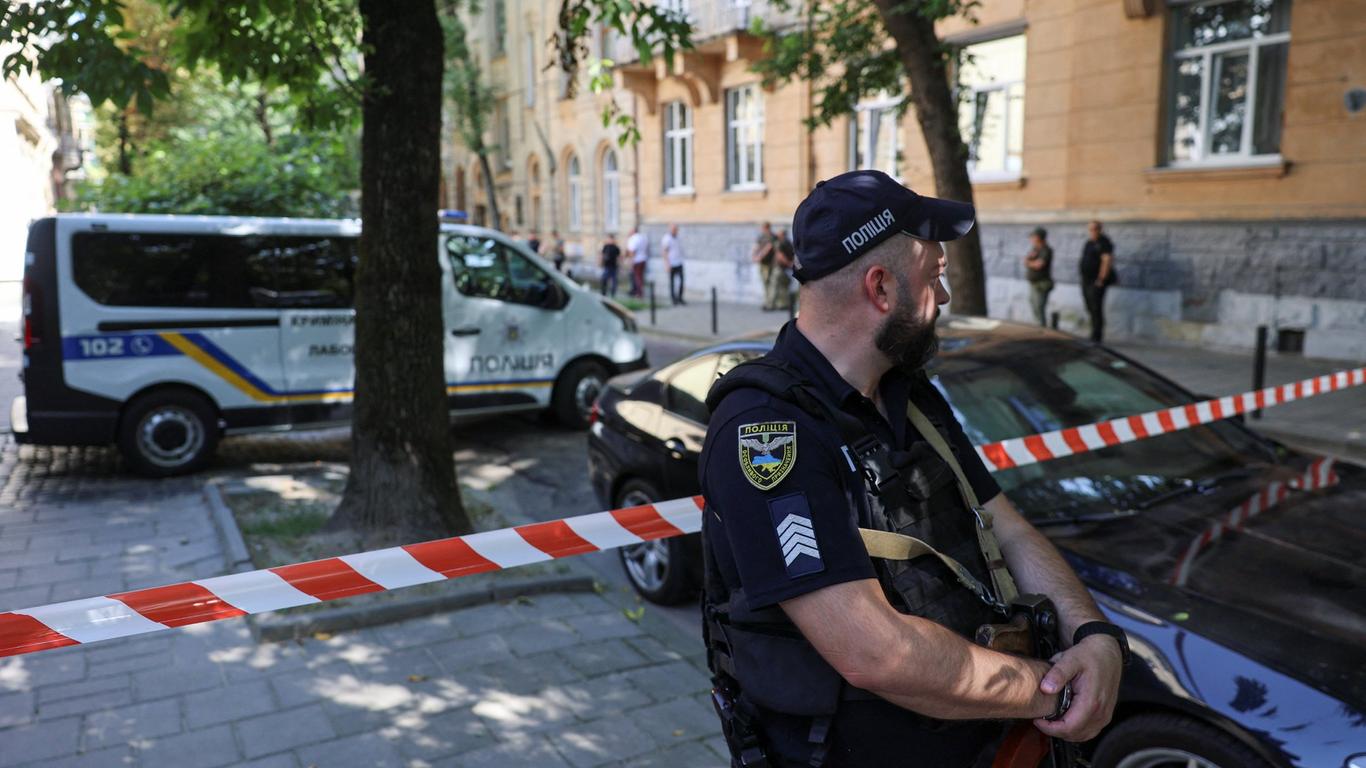 Петиція про надання Парубію звання Героя України набрала 25 тисяч підписів — її розгляне Зеленський