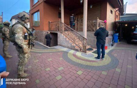 Депутата Закарпатської облради підозрюють у незаконному збуті деревини: він очолює екологічну комісію