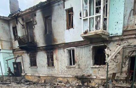 Росіяни скинули авіабомбу на житловий квартал у Костянтинівці, вбили п’ятьох людей (ФОТО)