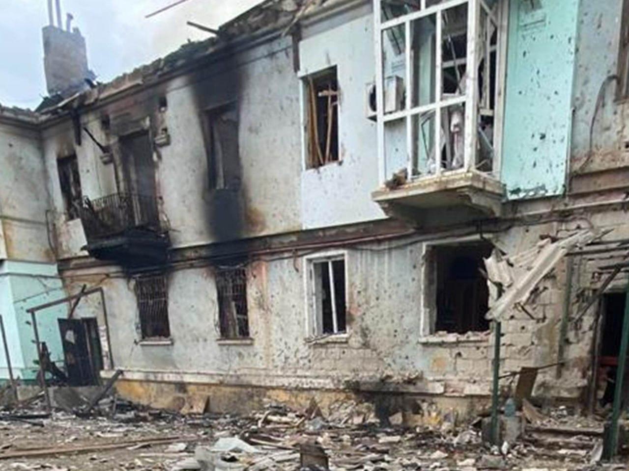 Росіяни скинули авіабомбу на житловий квартал у Костянтинівці, вбили п’ятьох людей (ФОТО)