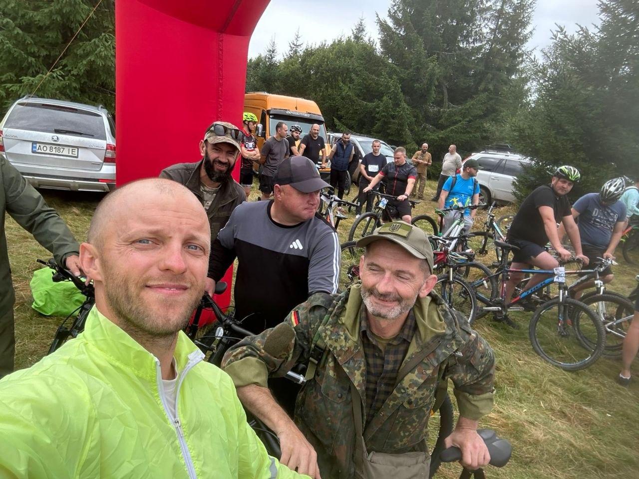 На Закарпатті відкрили першу частину унікального туристичного маршруту, який проляже горами через п’ять країн