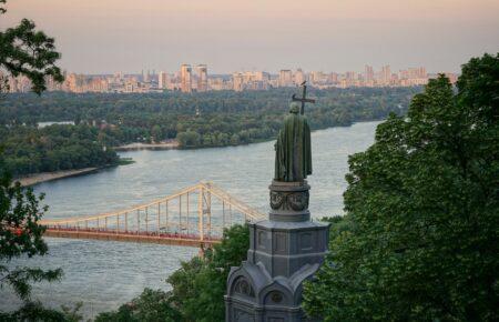 У Києві після нічної атаки виявили російський дрон, що не здетонував