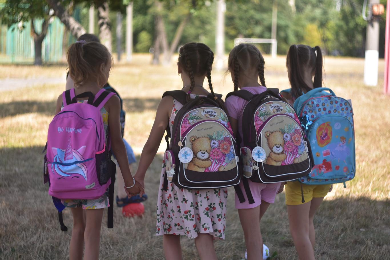 «Карітас України запитав школярів, чого вони потребують, і додав предмети психологічної підтримки у свої набори» — Марина Мартиненко