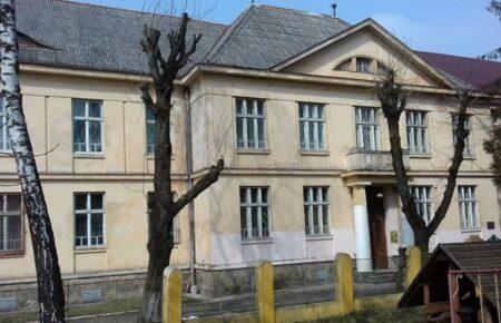 Прокурори розслідують смерть двох дітей в один день у львівському дитбудинку