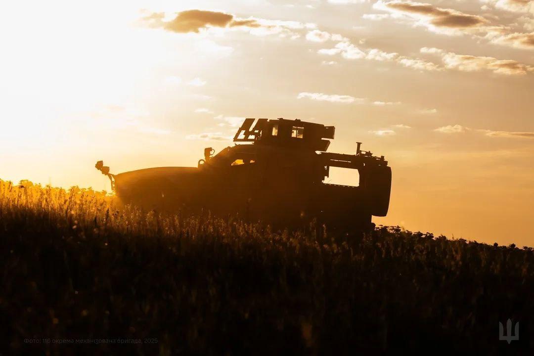 Сьогодні в Україні відзначають День захисників і захисниць