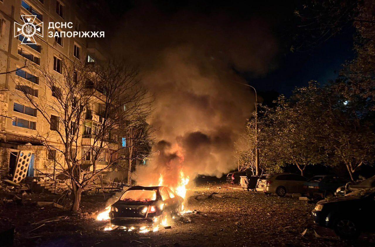 Унаслідок нічної атаки російських військ у Запоріжжі 1 людина загинула, ще 10 — дістали поранення (ОНОВЛЕНО)