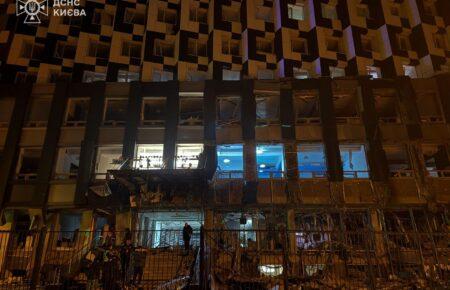 7 людей травмовані внаслідок нічної атаки на Київ: речник ДСНС розповів про наслідки ударів